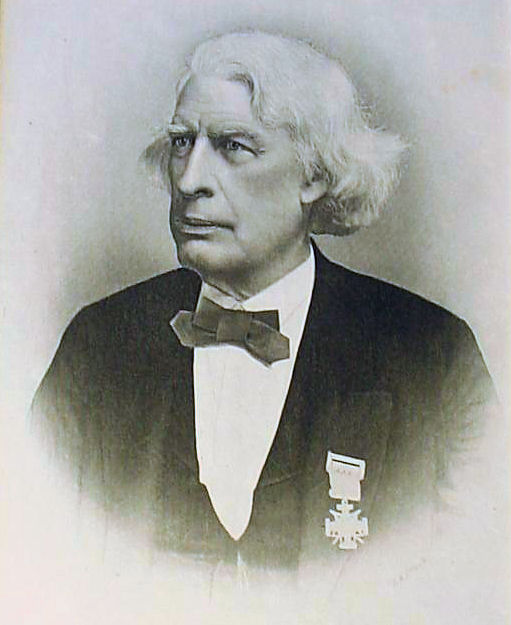 Portrætbillede af Albert G. Mackey