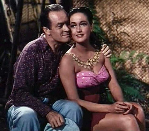 Bob Hope sammen med Dorothy Lamour i filmen 'Road to Bali' (1952).