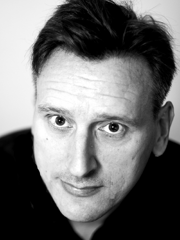 Portrætfotografi af Søren Kristensen - klik og se kontaktinformationer